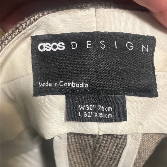 ASOS Women's Elegant Gray Trousers - Picture 5 of 10